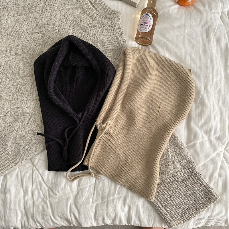 Knitted Hooded Infinity Scarf  - огляд і ціна Infinity Scarf Knit