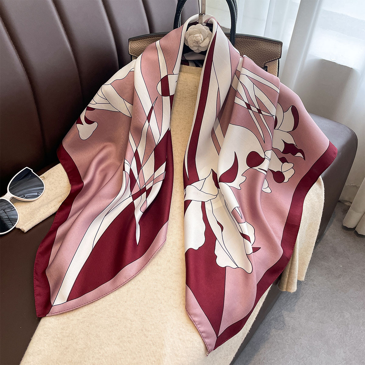 Luxury 90*90Cm Square Scarf Tw - огляд і ціна Silk Neck Scarf